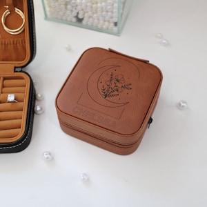 Mini Jewelry Travel Case, Small Travel Jewelry Organizer, Portable Jewelry Box Travel Mini Storage Organizer Portable Display Storage Box