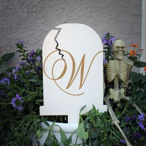 Personalized Halloween Tombstone Sign, Custom Halloween Tombstone Yard Sign, Tombstone Halloween Sign, Funny Halloween Tombstone Sign
