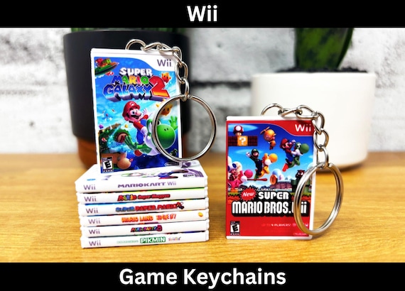 Mini Wii Game Case Keychain, Retro Nintendo Case Cover Art, Miniature Wiimote Motion Gaming, Birthday Party Keyring, 3D Mii Mario Gamer Gift