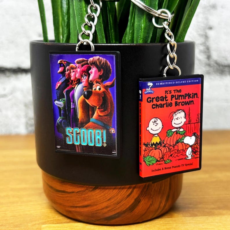 Halloween Movies – Mini DVD Keychain, Miniature Film Cover Art Case ...