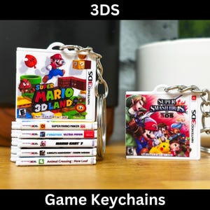 Mini 3DS Game Case Schlüsselanhänger, Retro Nintendo Cover Art, Miniatur 3DS XL Taschenspiel, Geburtstagsfeier Schlüsselanhänger, 3D Mario Pokemon Gamer Geschenk