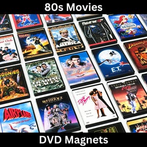 80-talsfilmer – DVD-magneter (3 storlekar), Retrofilmklassiker från 1980-talet, Vintage-bionostalgi, Kylskåpsmagnet för omslag, Köksdekoration, Filmpresent