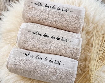 Gästehandtuch mit Spruch – Schön, dass du da bist | Bad Deko und Geschenkidee für Gäste-WC oder Badezimmer