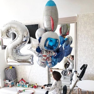 Space Adventure Balloon Set for Kids&#39; Birthdays, Science Parties, and Astronaut-Themed Celebrations