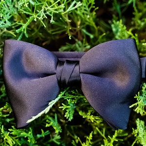 Silk Satin Butterfly Tom Ford Style Bow Tie / Handcrafted Pre-Tied Bow Tie. Perfect Grooms Bow Tie / Wedding Bow Tie /Prom Bow Tie image 5