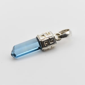 Flawless Museum Quality Medium Blue Transparency Natural Aquamarine Necklace Raw ,  Raw Aquamarine Pendant, Crystal Jewelry, gift for her