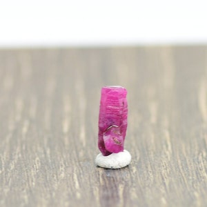 Very Nice Rare 5.5ct Red Ruby Crystals Cluster Corundum , Raw Ruby ...