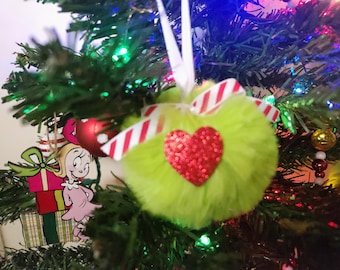 Adornos peludos inspirados en el Grinch, juego de 4, adornos de bolas de Grinch, adornos peludos verdes, adornos para el árbol de Navidad, regalo para los amantes del Grinch