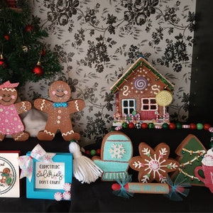 Gingerbread Tiered Tray, Gingerbread House, Christmas Tiered Tray,  Gingerbread Decor, Christmas Decor,  Gingerbread Cookies, Mini Signs