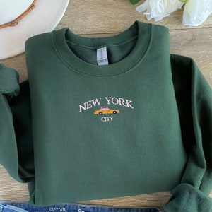 New York City Embroidered Sweatshirt, Trendy City Sweater, NYC Little Yellow Taxi Crewneck, Vintage New York Embroidered Sweater, NYC Gifts