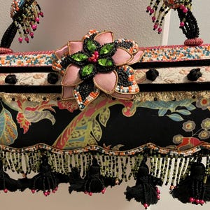 MARY FRANCES Vintage Bag Clutch Black Green Pink Beaded Flowers Fringe