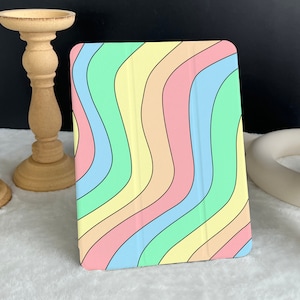 Étui pour iPad Rainbow Field, nouvel iPad Air 5 2022 iPad Pro 12,9 pouces 2021 iPad Mini 6 étui iPad 9,7 pouces/ 10,2 pouces/ 10,9 pouces/ 11 pouces iPad personnalisé