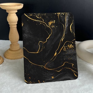 Lava Art Black iPad case, New iPad Air 5 2022 iPad Pro 12.9&#39;&#39; 2021 iPad Mini 6 case iPad 9.7&quot;/ 10.2&quot;/ 10.9&quot;/ 11 inch Custom iPad