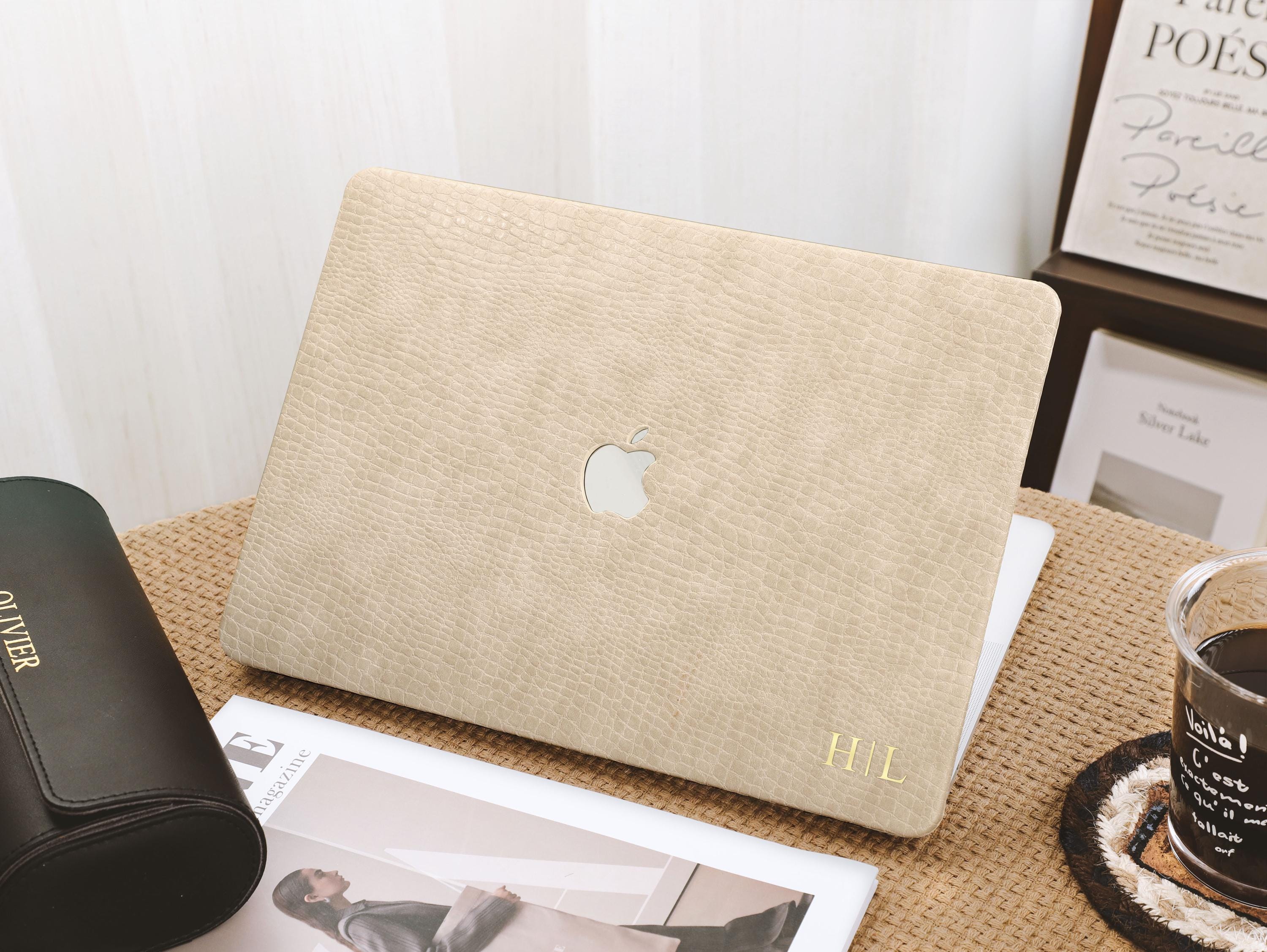 Ivory Croc Pattern MacBook Case, MacBook Pro 14 2025, MacBook M1