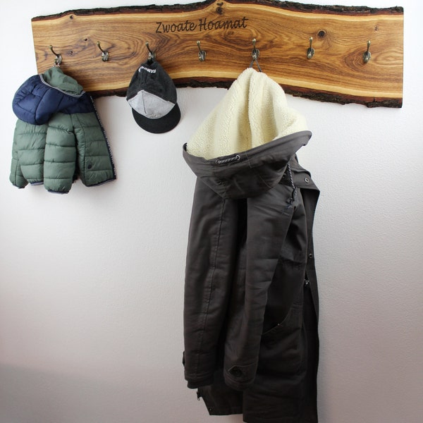 Garderobe aus massivem Eichenholz mit Waldkante, Wandgarderobe