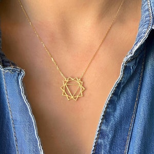 Solar Plexus Chakra Necklace, Gold Manipura Pendant, Spiritual Healing Gifts, Sacred Geometry Jewelry, Energy Jewelry, Metaphysical Necklace
