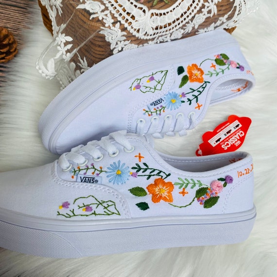 CUSTOM VANS Customs Sk8-Hi Non-Embroidery womens 5 1/2 OR Boys Size 4 New  No Box