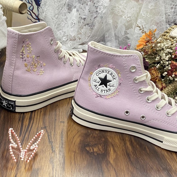 chuck taylor embroidered flowers