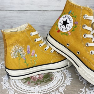 Converse Chuck Taylor Custom Floral Embroidery/ Sweet Country - Etsy