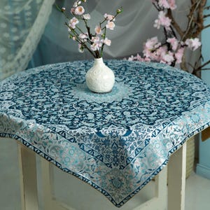 Turquoise Persian Termeh Tablecloth: Silk Floral Medallion Decor (100x100cm)
