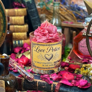 Amortentia (Love) Candle