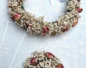 Corona de corona de tiara de gypsophila y rosas rosadas - fresca o seca, peine para el cabello, flores de aliento de bebé, cabello de boda, florista de cabello de damas de honor
