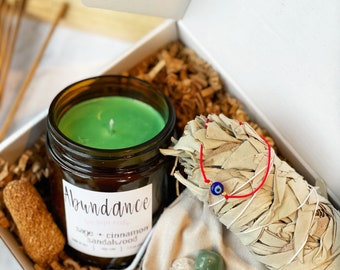 Attract Money Manifest Abundance Spiritual Box | Green Soy Intention Candle + Healing Crystals for Financial Success Money Spell | JuJuTribe