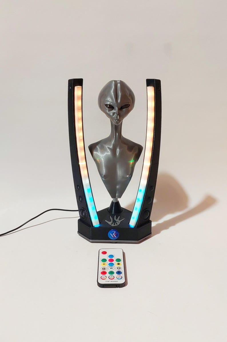 Galaxy Black Alien Bust, ARGB Smart Leds, Music Sensitive, Remote ...