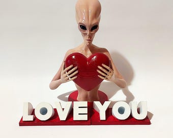 Alien Love Bust, Sci-Fi Collectible Figurine