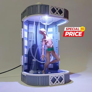 RGB beleuchteter Alien Klonbehälter Diorama - Sci-Fi Collectible Art