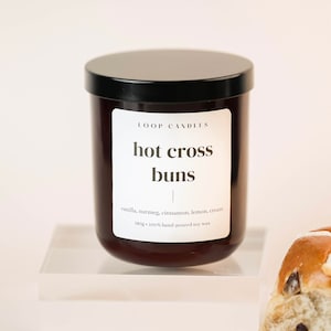 Hot Cross Buns Candle (Limited Edition) Easter - 100% soy, hand-poured, vegan wax | gourmand, food candles