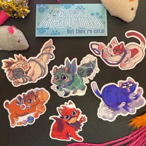 Conjunto de 6 adesivos de 2,5 pol. | Gatos heróis fofos e engraçados | Decoração de papelaria de anime | MHA/BNHA