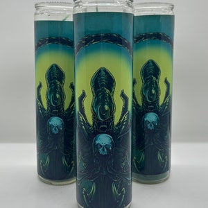Retro Sci Fi Horror Theme | Alien Xenomorph | Art Candle & Stickers