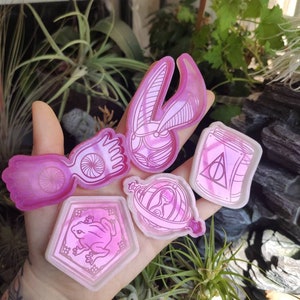 Magic wizard geek molds - books molds - keychain witch molds