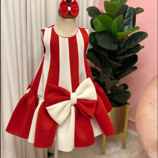 Candy Cane Toddler Christmas Dress, Sleeveless Red and White Baby Girl Puffy Dress w/ Big Bow, Winter Holiday Dress, Xmas Photoshoot Wear