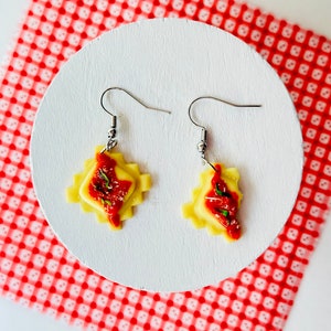 Ravioli dangle earrings, miniature food earrings, pasta earrings, Italian food earrings, realistic food earrings