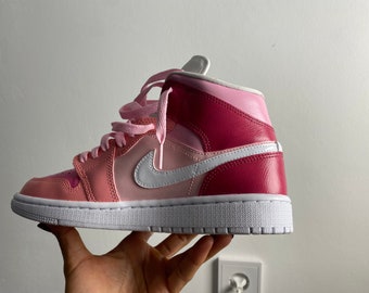 Air jordan roze - Etsy Nederland