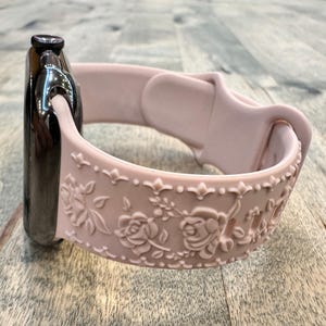 ピンクローズエレガンスソフトシリコンバンド Apple Watch Ultra 2 38/40/41/42/44/45/46/49 mm レディースチャームリストバンドシリーズ10 9 8 7 6 5 4 3 2
