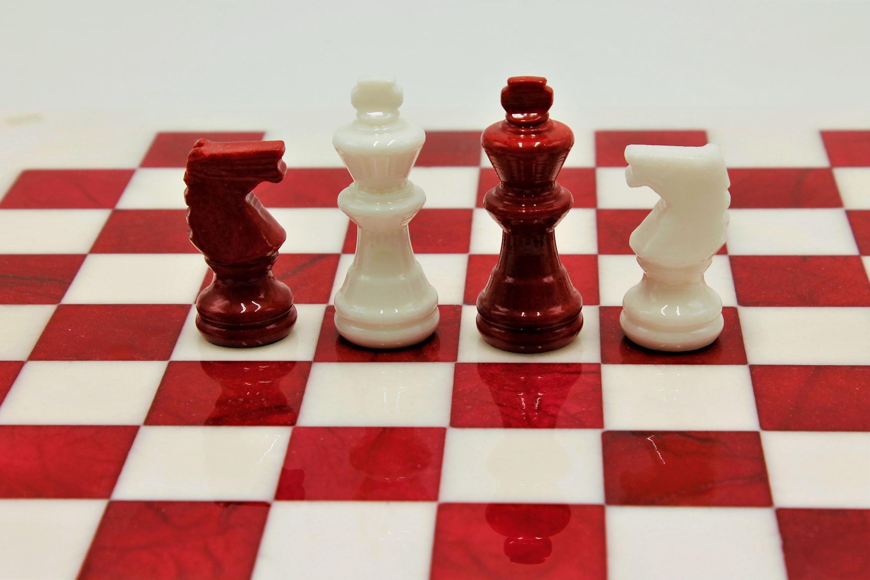 Alabaster Chess Set - Red & White - Etsy