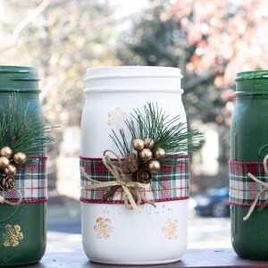 Christmas theme Decorative wide mouth Mason Jars in green and white colors, available in set of 3 or single, great idea for gifting