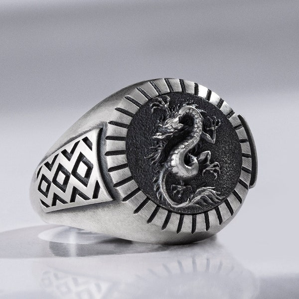 Engraved Dragon Pinky Signet Ring in Sterling Silver, Vintage Animal Ring For Men, Ancient Chinese Dragon Jewelry, Unique Wedding Ring Gift