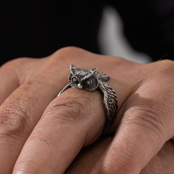 Owl Engraved Oxidized Silver Mens Ring, Unique Bird Animal Ring, Birds of Prey Nature Owl Ring, Cool Dainty Ring Best Friend, Birthday Gift