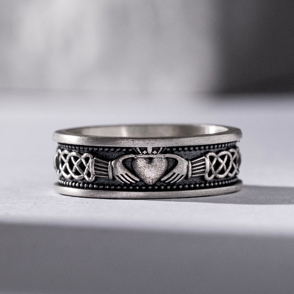 Anillo de banda celta Claddagh, anillo de corona de plata de ley con nudo celta, anillo de declaración delicada para novio, anillo vintage, regalo de aniversario