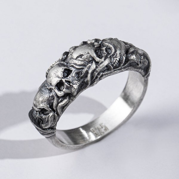 Engraved Skull Silver Gothic Band Ring For Men, Vintage Goth Wedding Ring Men, Cool Unique Promise Ring For Him, Engagement Ring Gift to Dad