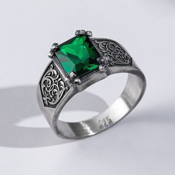 Antique Mens Emerald Signet Silver Ring For Men, Unique Gemstone Promise Ring For Boyfriend, Solitaire Vintage Ruby Wedding Ring Gift Dad