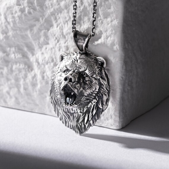 Polar bear shop necklace silver