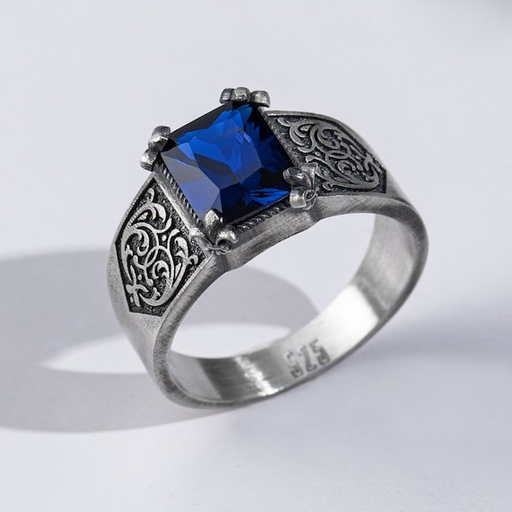 Renaissance Style 7 Ct Cabochon Sapphire 2 Ct Diamond Mens Ring - Antique  Jewelry | Vintage Rings | Faber… | Mens gemstone rings, Gold ring designs, Mens  gold rings