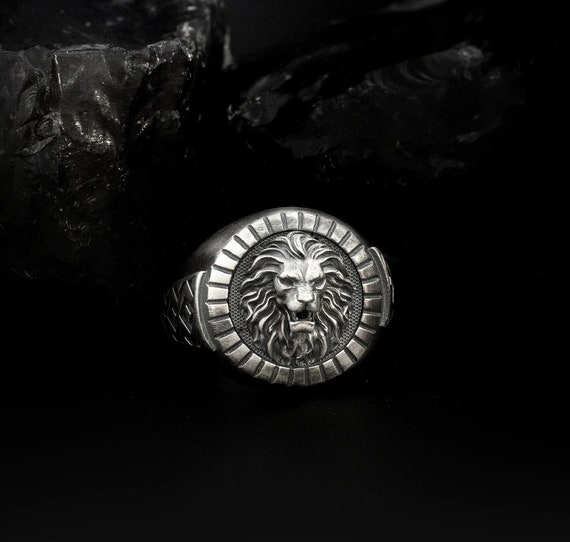 Mens lion pinky ring deals