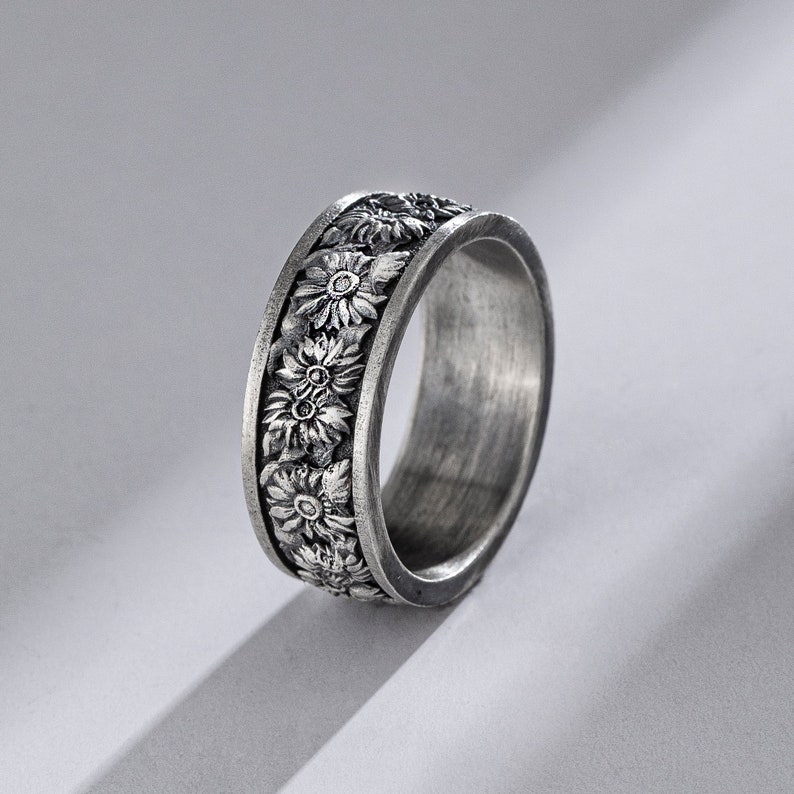 Engraved Sunflower Daisy Band Ring in Sterling Silver Nature Etsy
