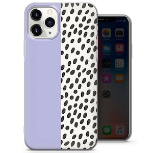 Puede incluir: Una funda transparente para tel&eacute;fono con un dise&ntilde;o lavanda y blanco. La funda tiene un patr&oacute;n de lunares negros y blancos en el lado derecho y un color lavanda s&oacute;lido en el lado izquierdo. La funda est&aacute; dise&ntilde;ada para un iPhone.
